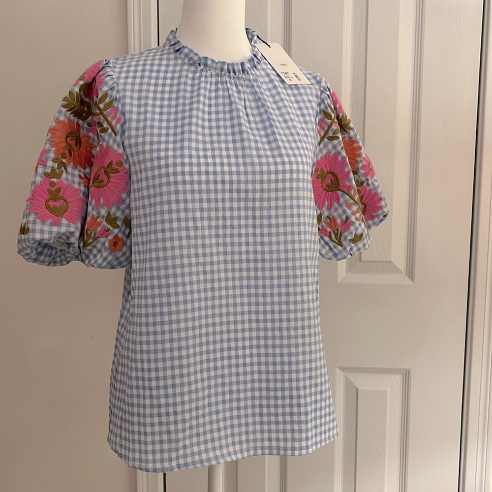 NWT THML baby blue gingham blouse with puffed floral sleeves - size XS